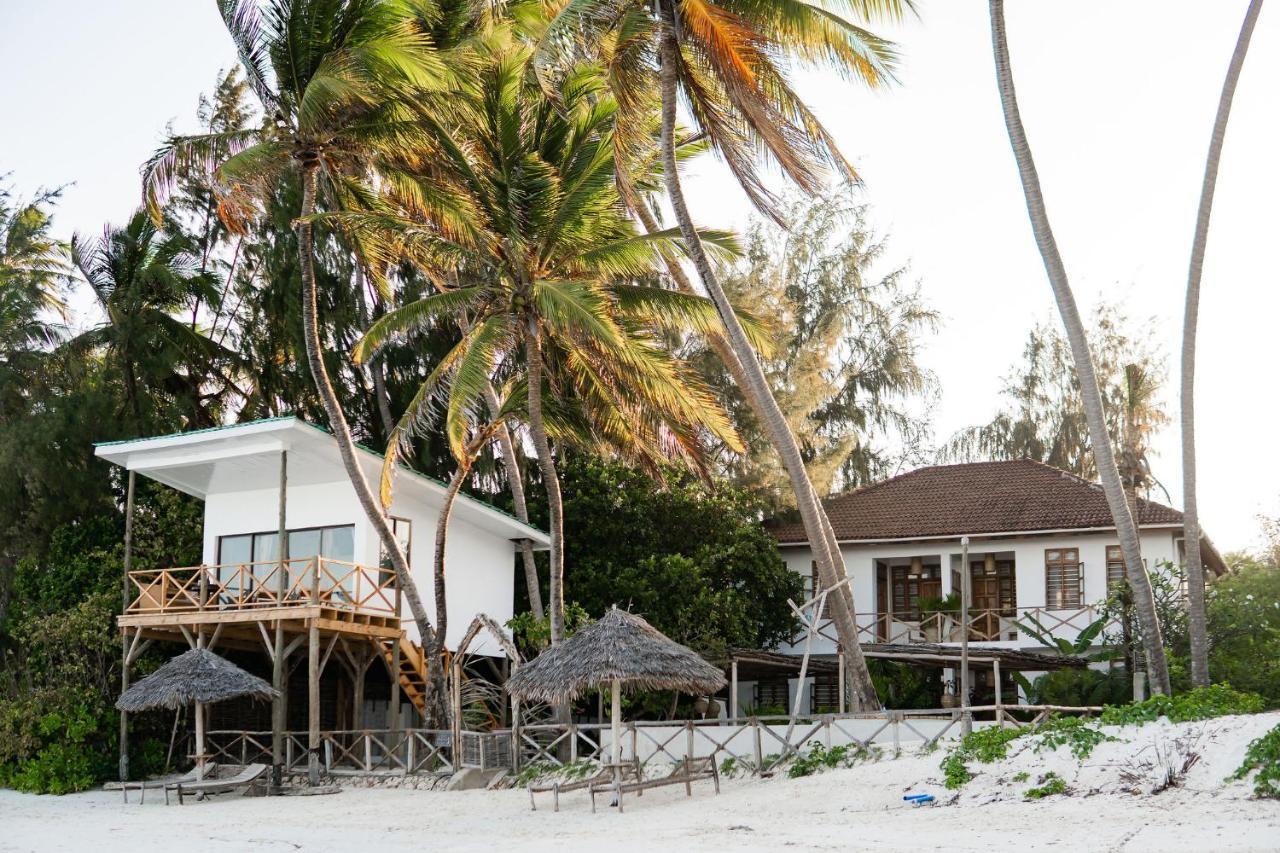 Coco Tree House @ Kima Zanzibar, Unique Ferienhaus Bwejuu