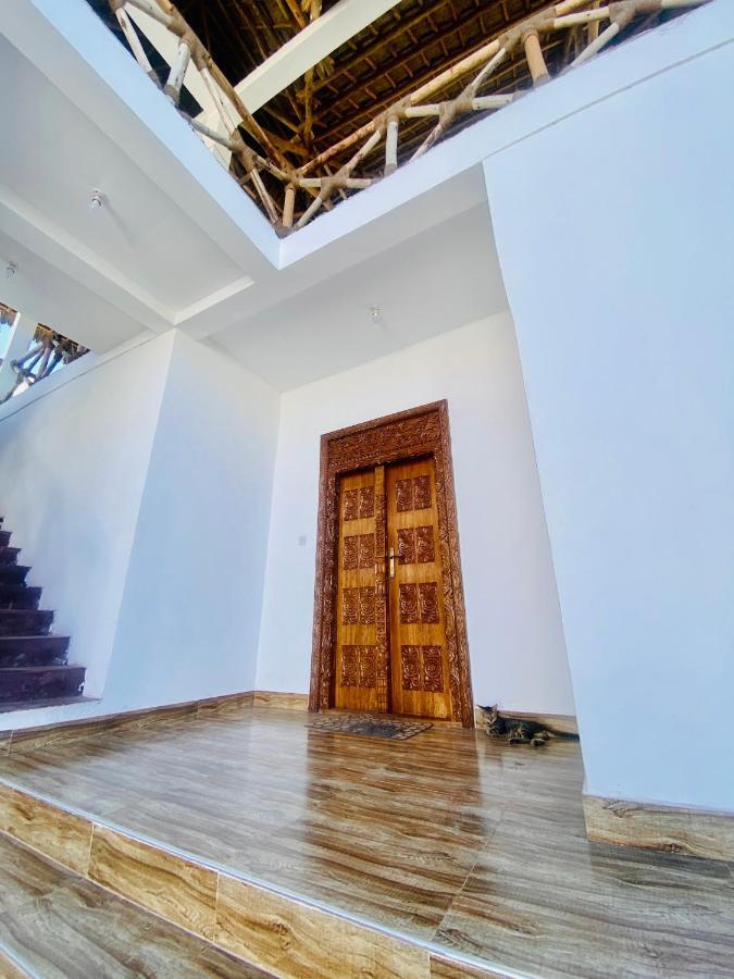 Mamayoyo House