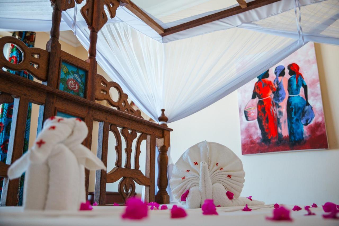 Hotel Mambo Paradise