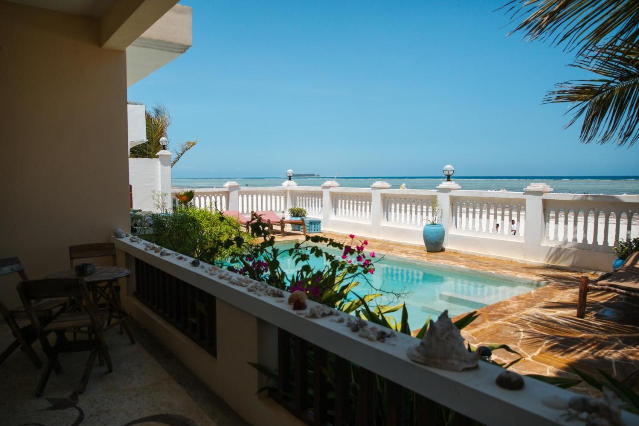 Hotel Mambo Paradise 4*