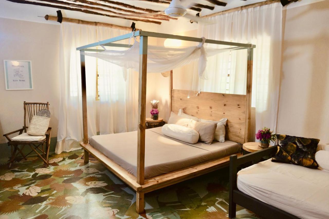 Mama Root Guest house