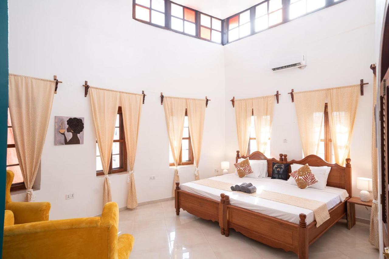 Kahawa House Hotel