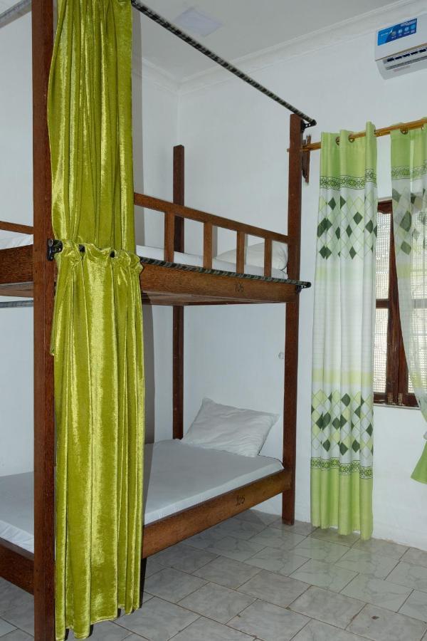 Hostel Green's *