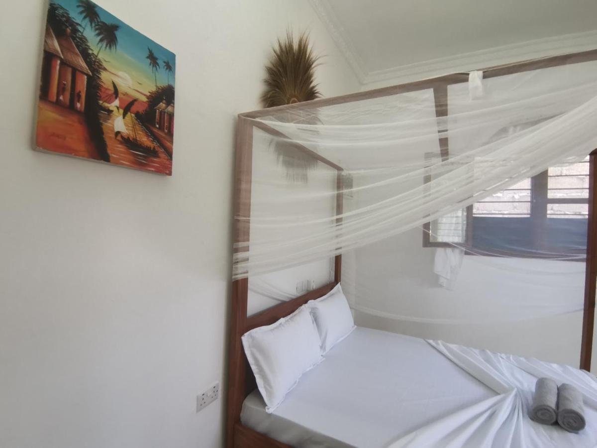 Savi House Bed & Breakfast Nungwi