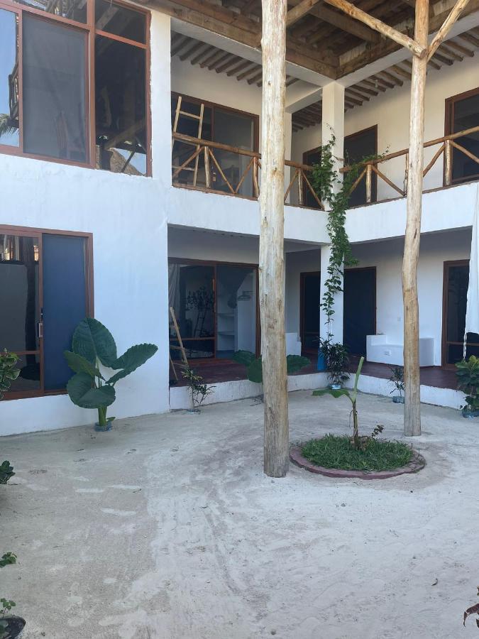 Babalao Rooftop Hotel 3*