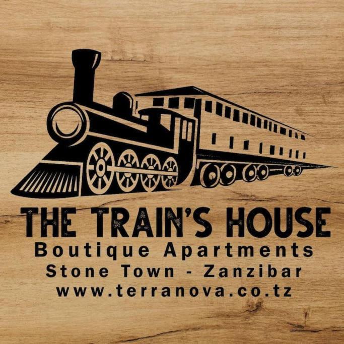 Russian Safari - At The Train's House Stone Town * Zanzibar
