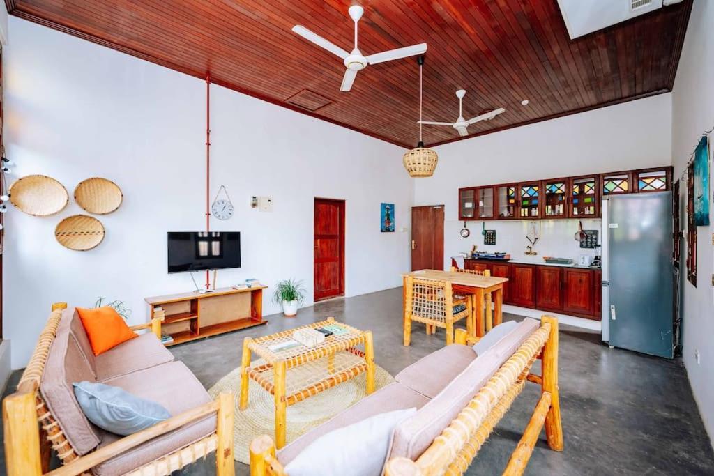Penthouse - At The Train's House Apartment Zanzibar
