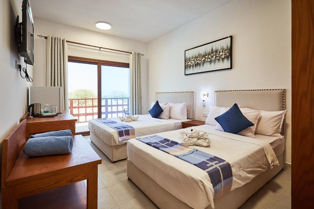 Malika Hotel 4*