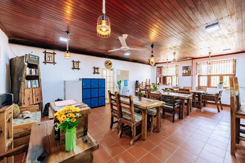 Apartment Russian Safari - At The Train's House Stone Town *