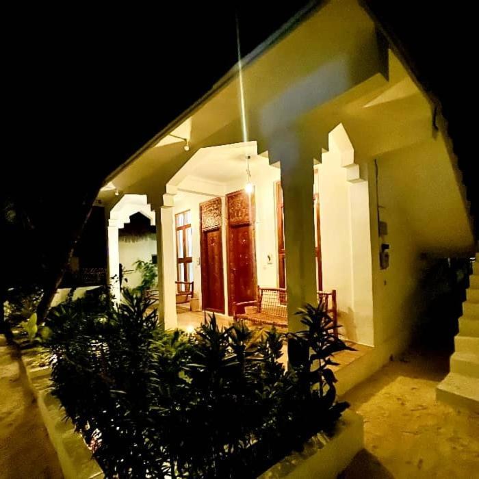 Majenzi * Jambiani (Zanzibar)