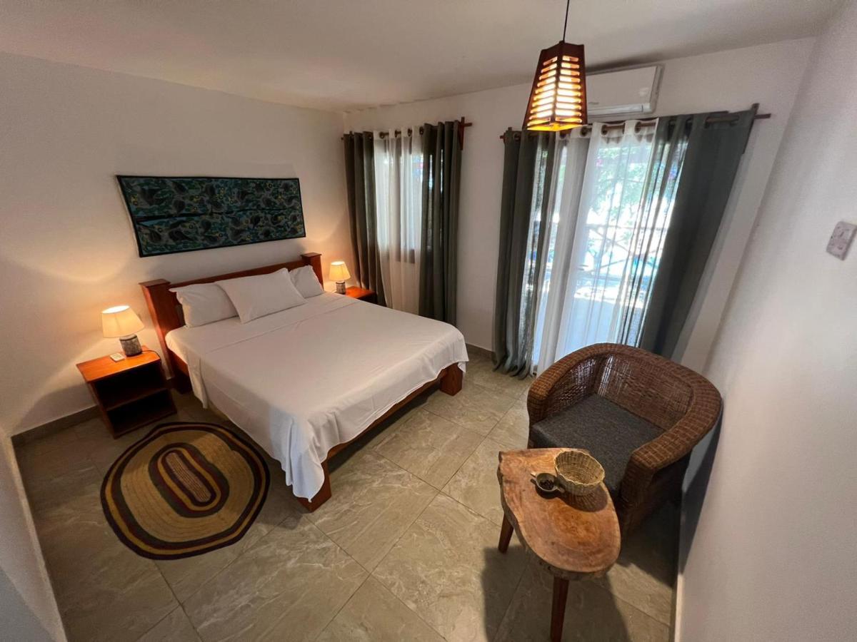Stone Resort *