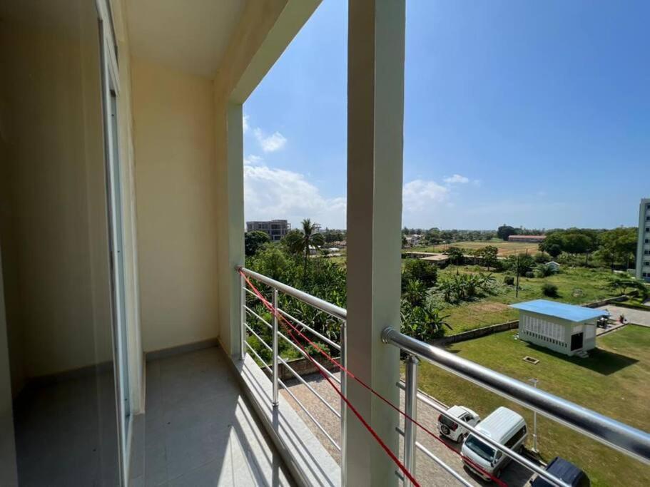 Minimalistic And Crisp In Mbweni Apartment *
