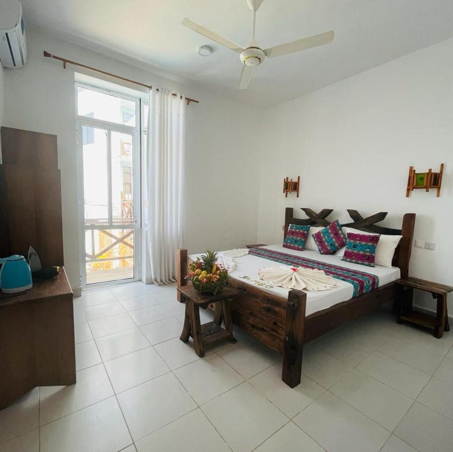 Tropicana Bed & Breakfast