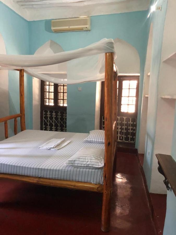 Uko Uko House Guest house *