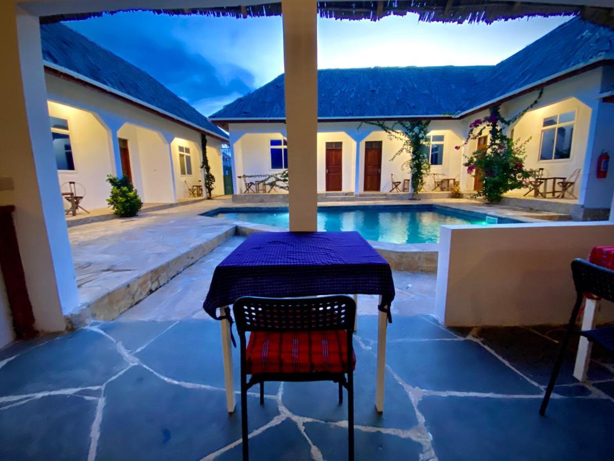 Dragonfly Hotel 3*