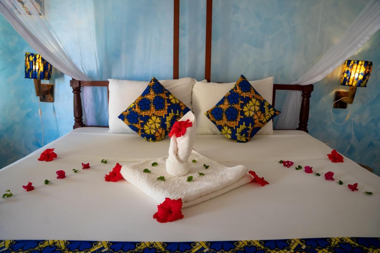 Hotel Mawimbi *