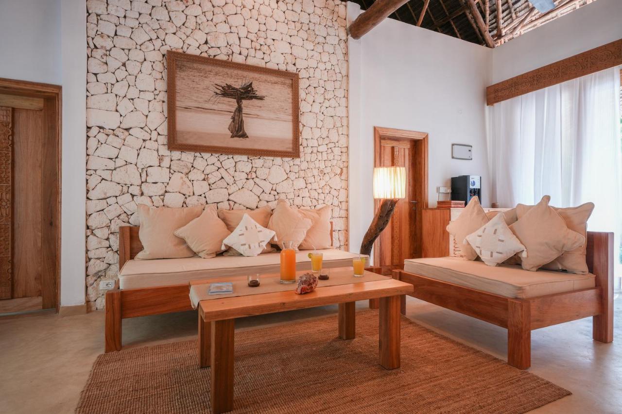 Tulia Villa