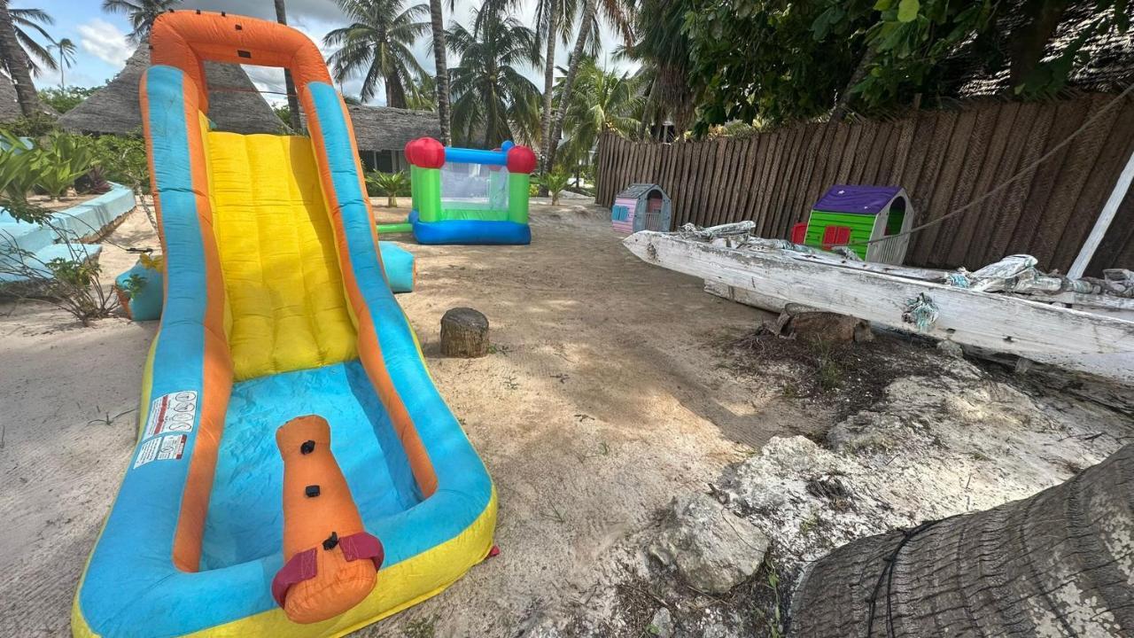 Mambo Villas 4*