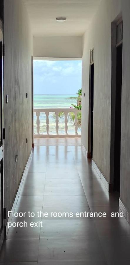 Mina Beachhouse