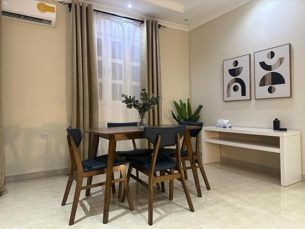 Perfect Stays Apartment