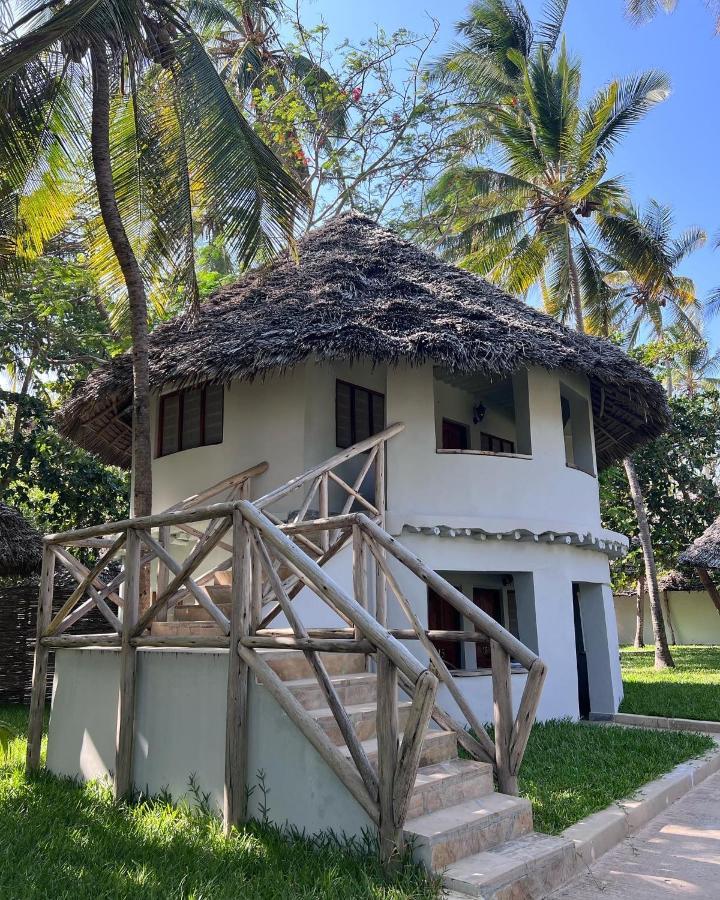 Hotel Ndame Paje