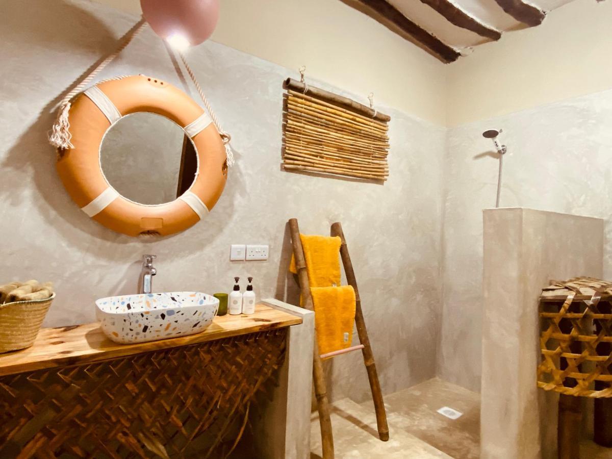Guest house Mama Root Kizimkazi