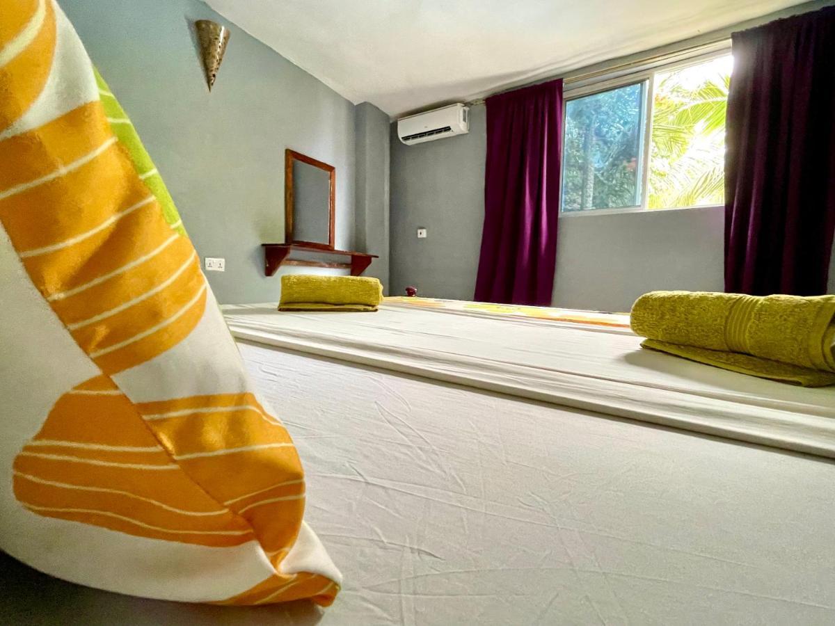 Hostel Green's