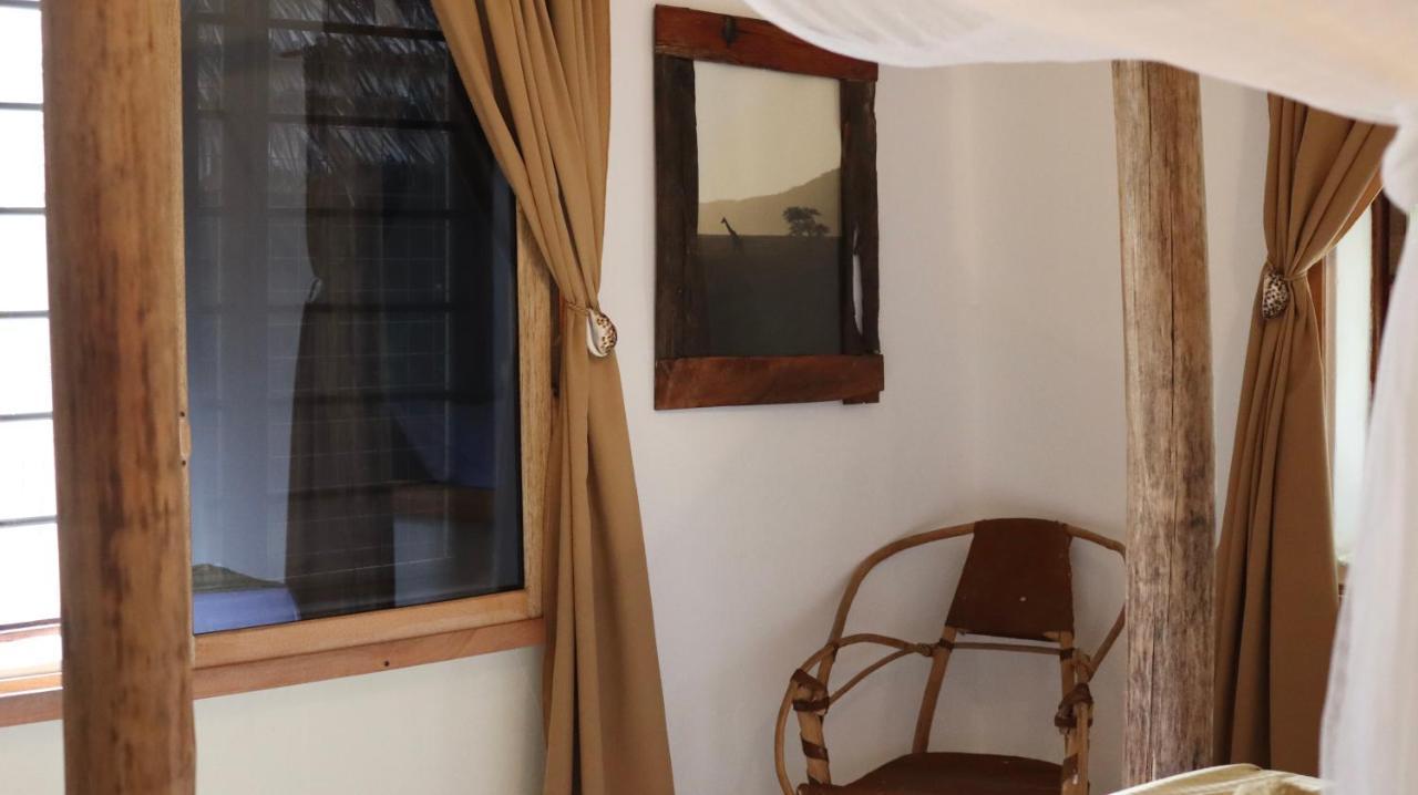 Mlango Bed & Breakfast