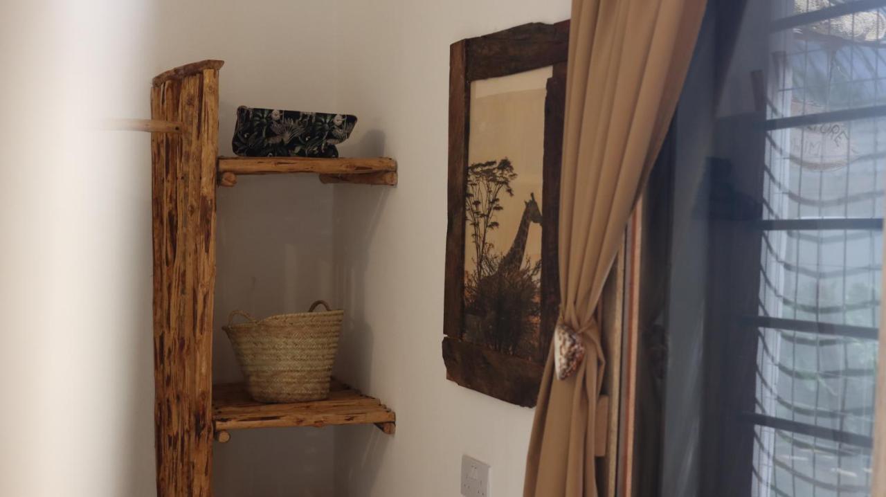 Mlango Bed & Breakfast