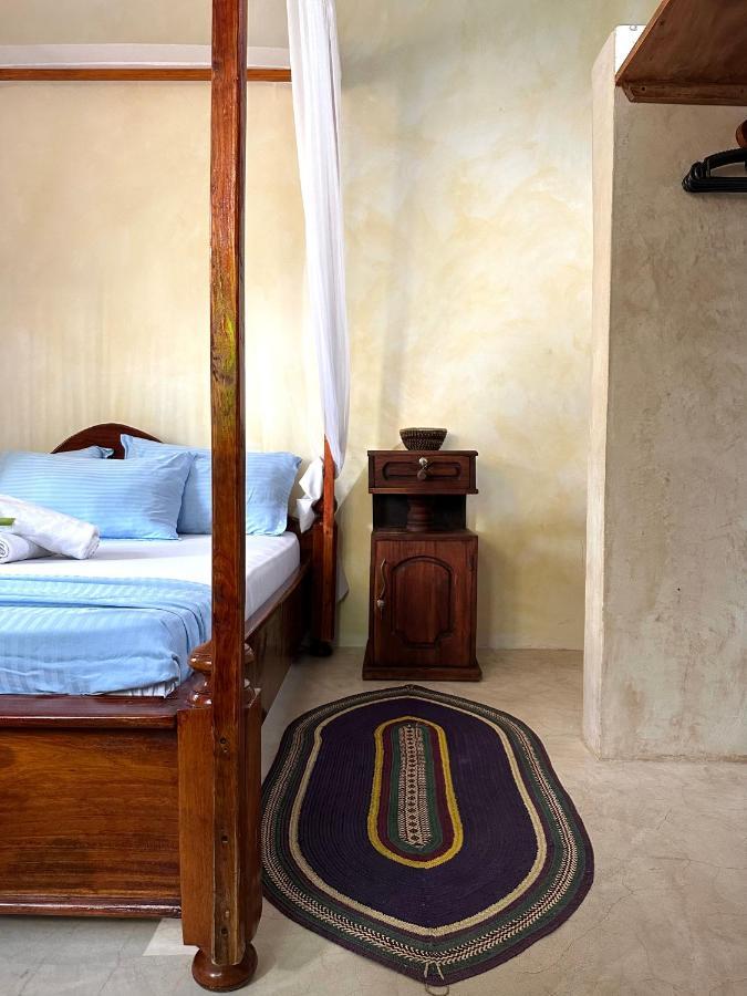 Mlango Bed & Breakfast *