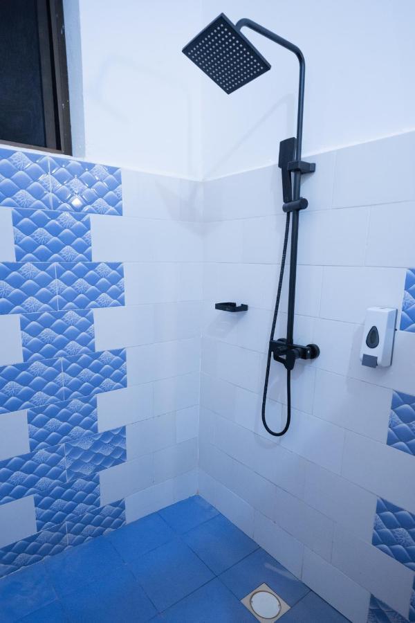 Mambo Villas Hotel 4*