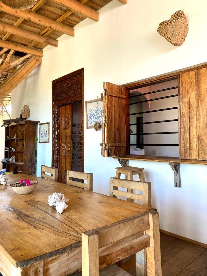 Villa Kitambone House. A Window To The Ocean