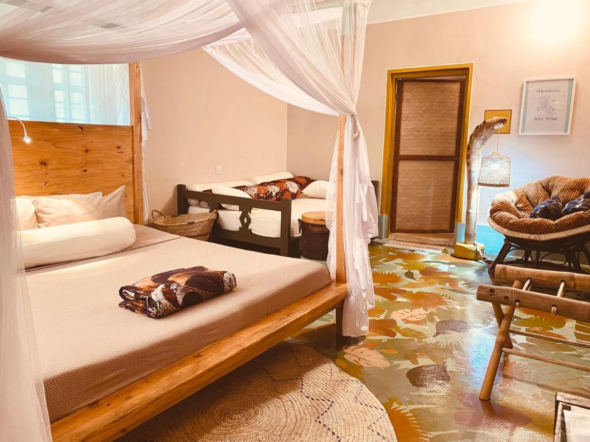 Mama Root Guest house