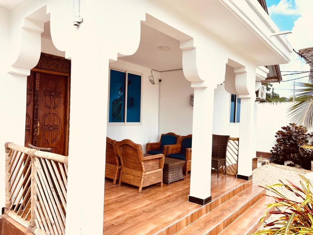 Mbuyu Uvi Appartement