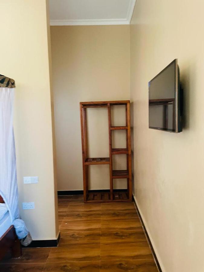 Appartement Mbuyu Uvi *