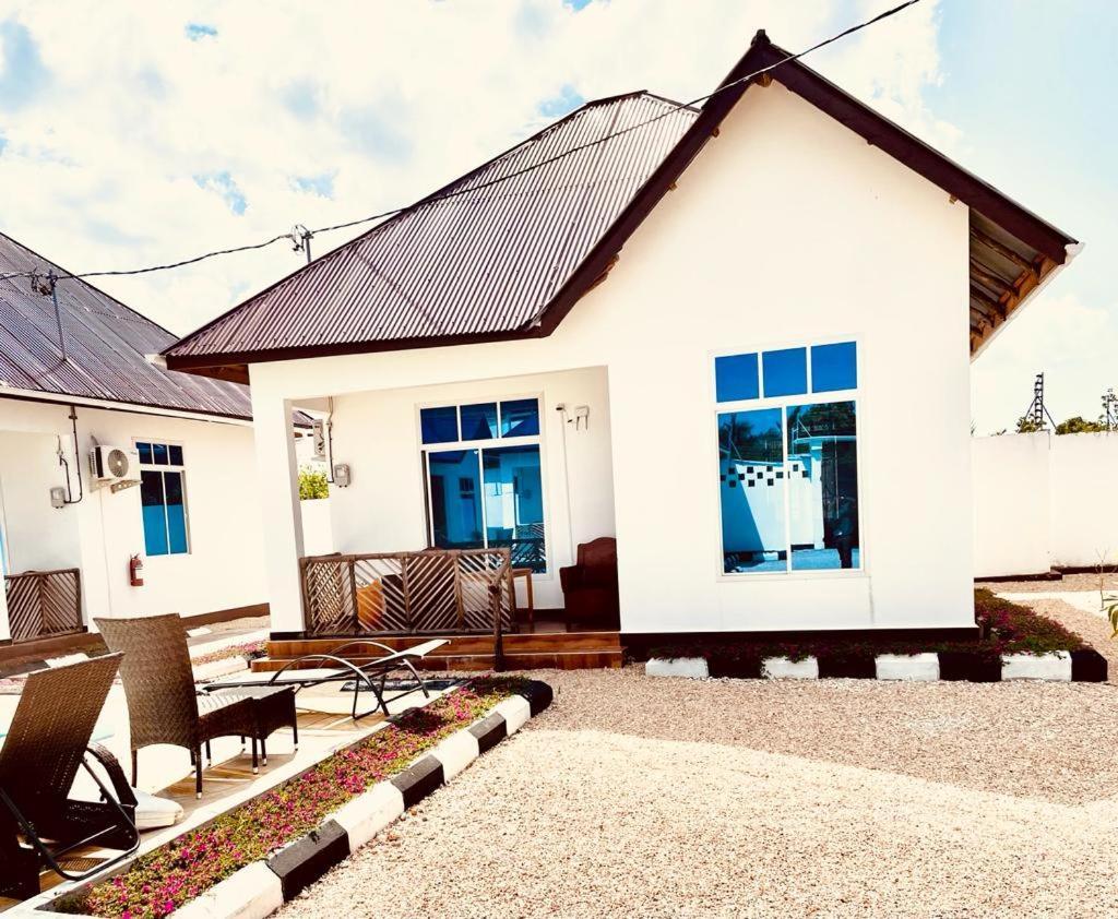 Mbuyu Uvi Appartement Paje