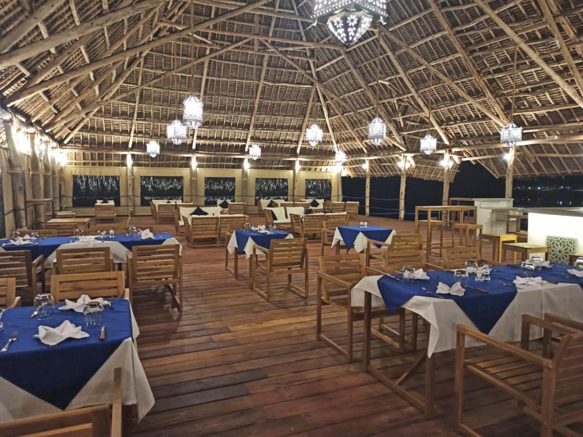 Hotel Bay Pongwe