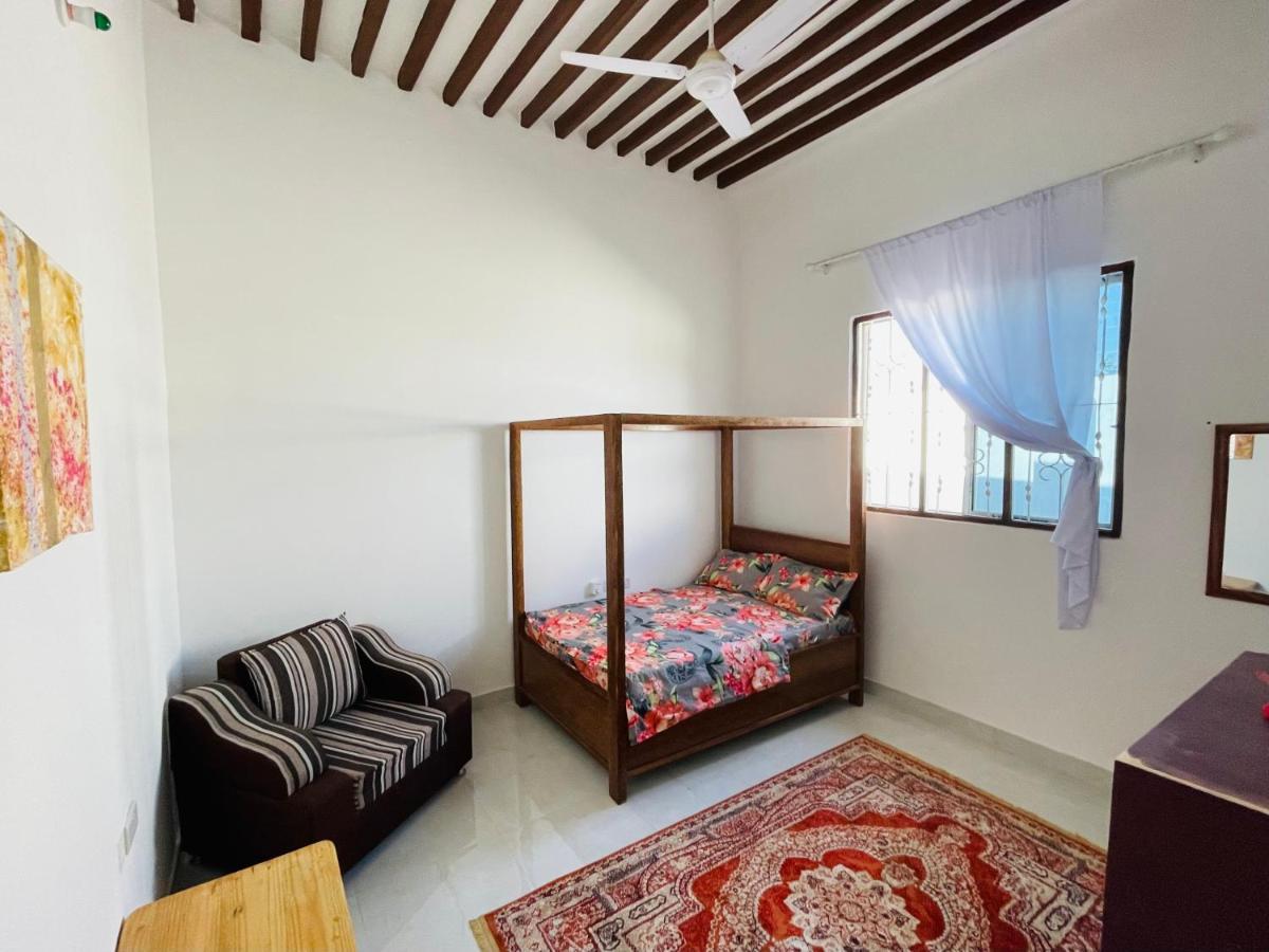 Guest house Happy House