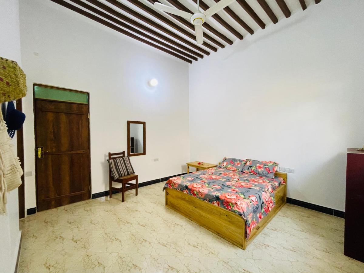 Guest house Happy House *