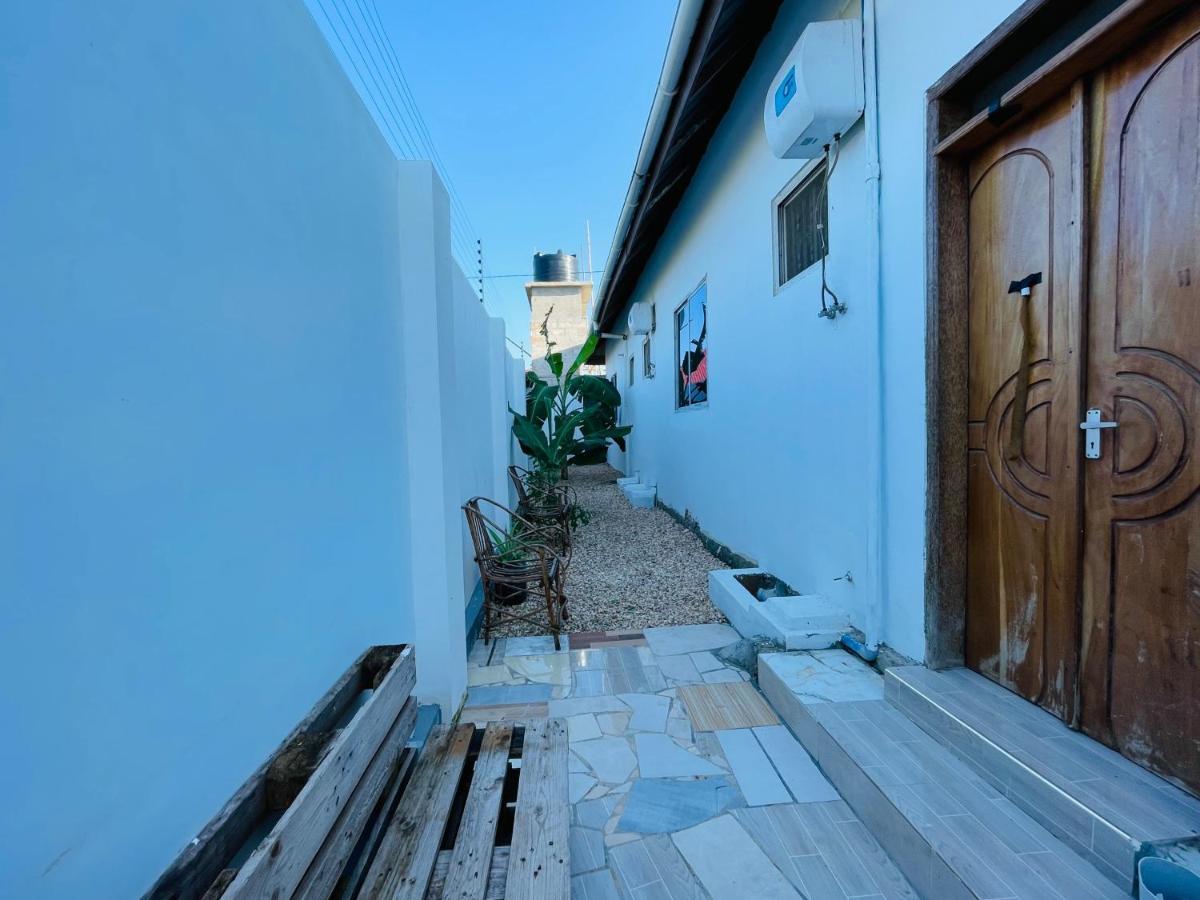 Happy House Guest house