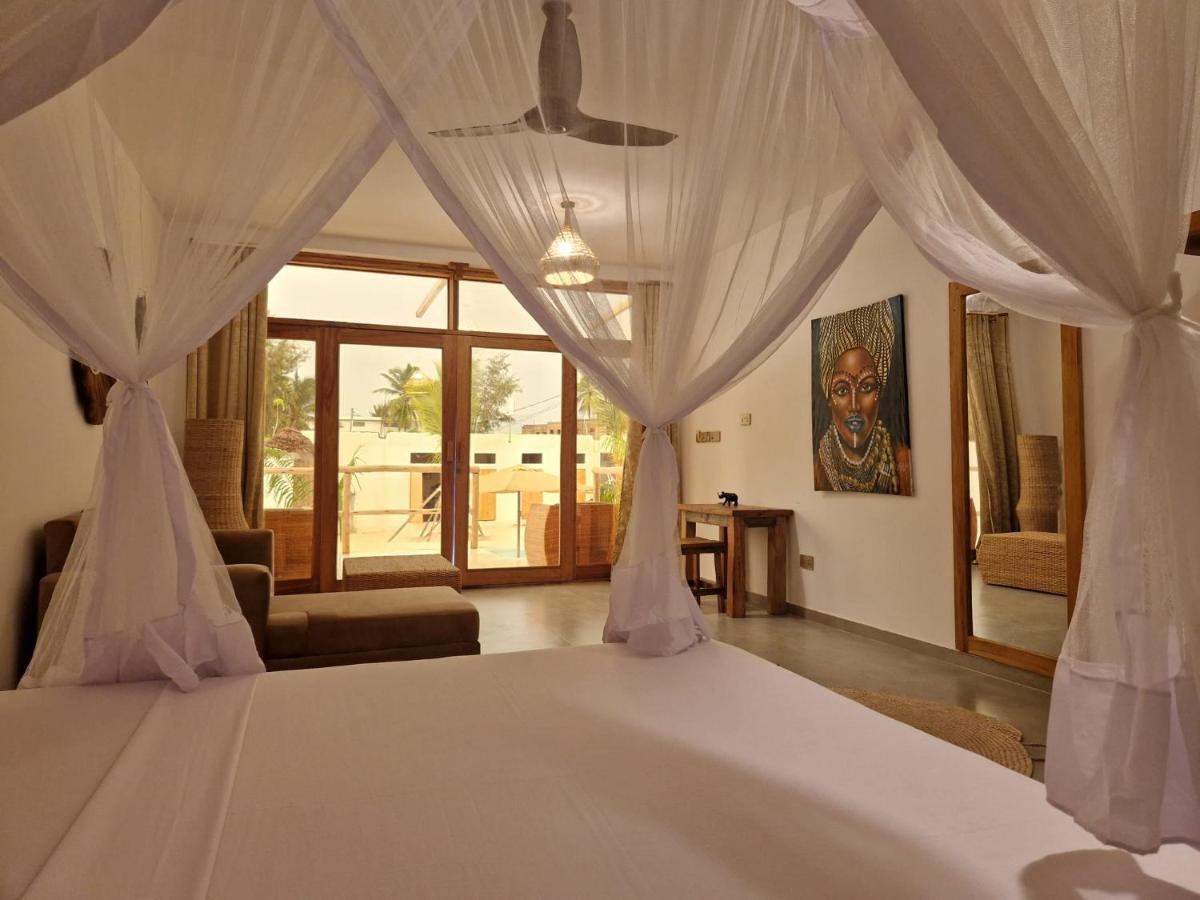 Sunny Matemwe Hotel *