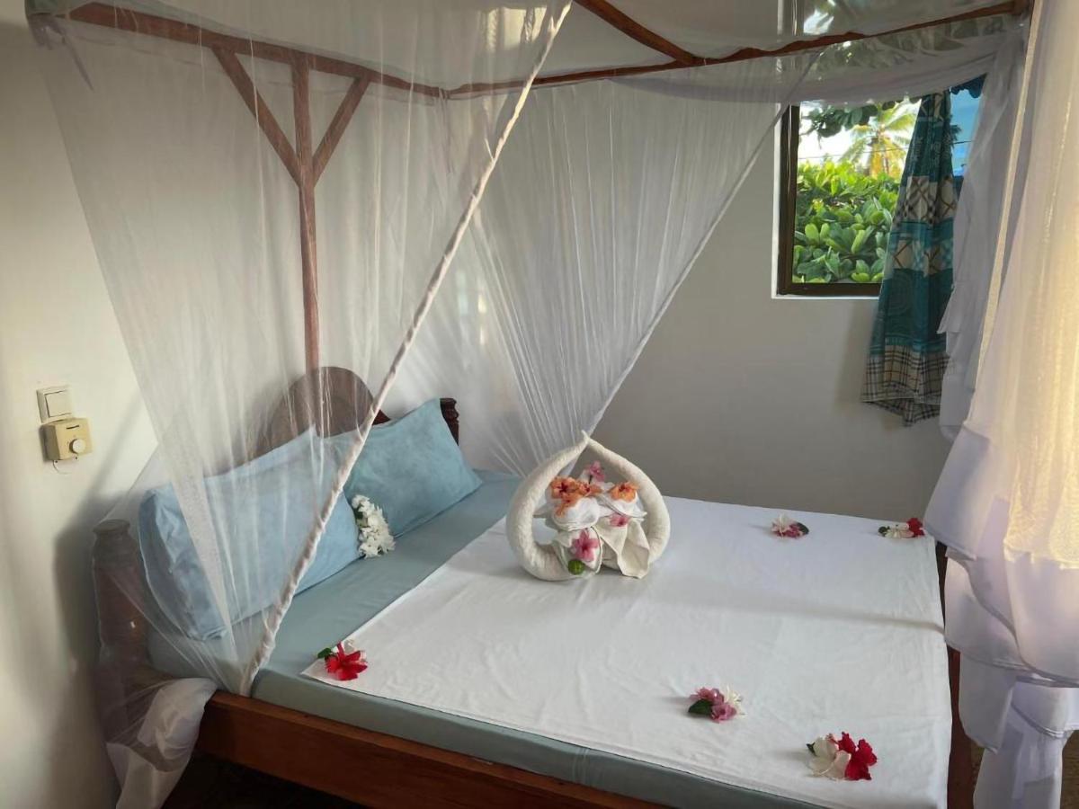 Mauwa House *