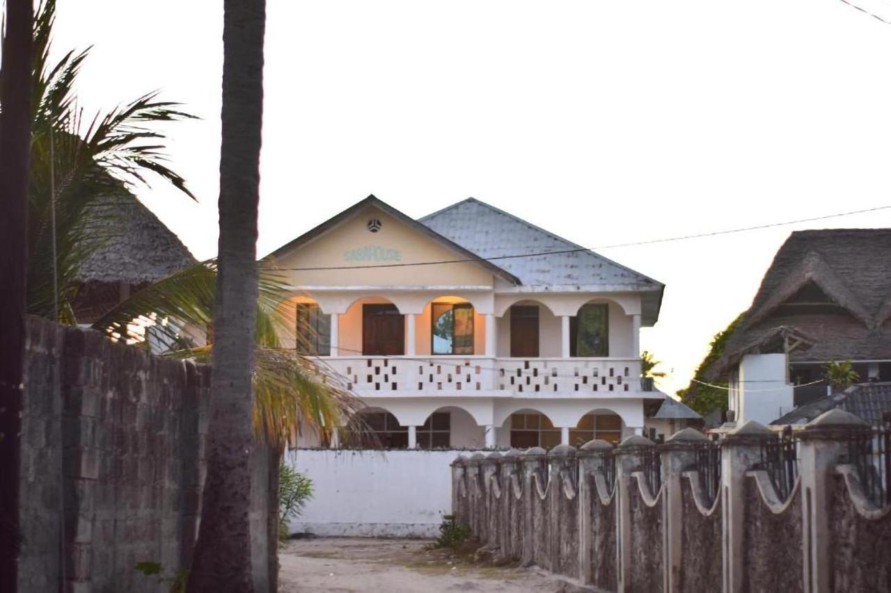 Mauwa House Guest house *