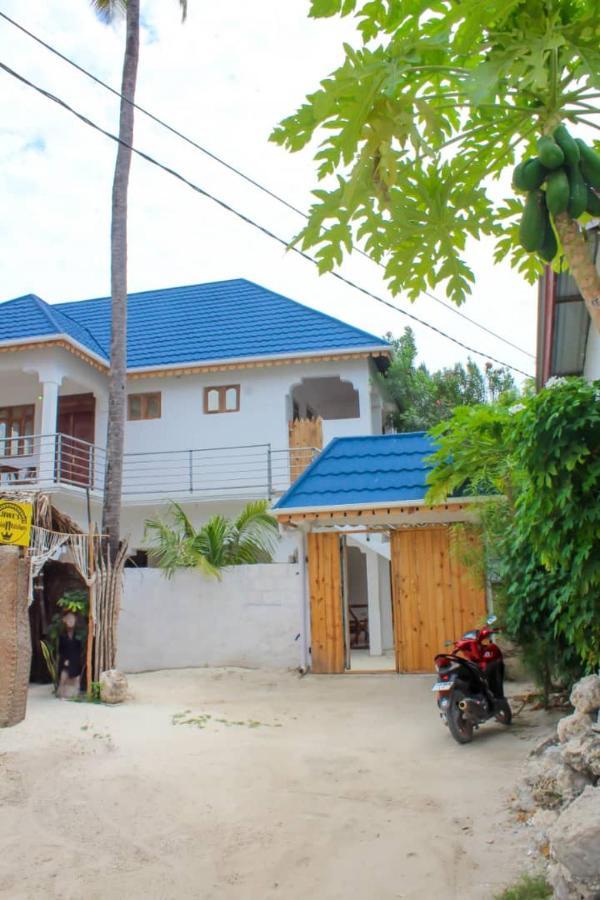 Bed & Breakfast Pamoja Beach Stays Hotel In Jambiani *