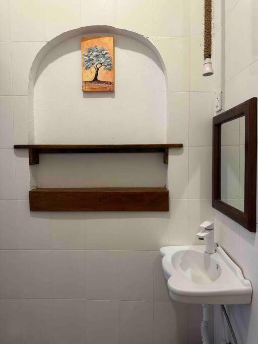 B Zanzibar Apartment *
