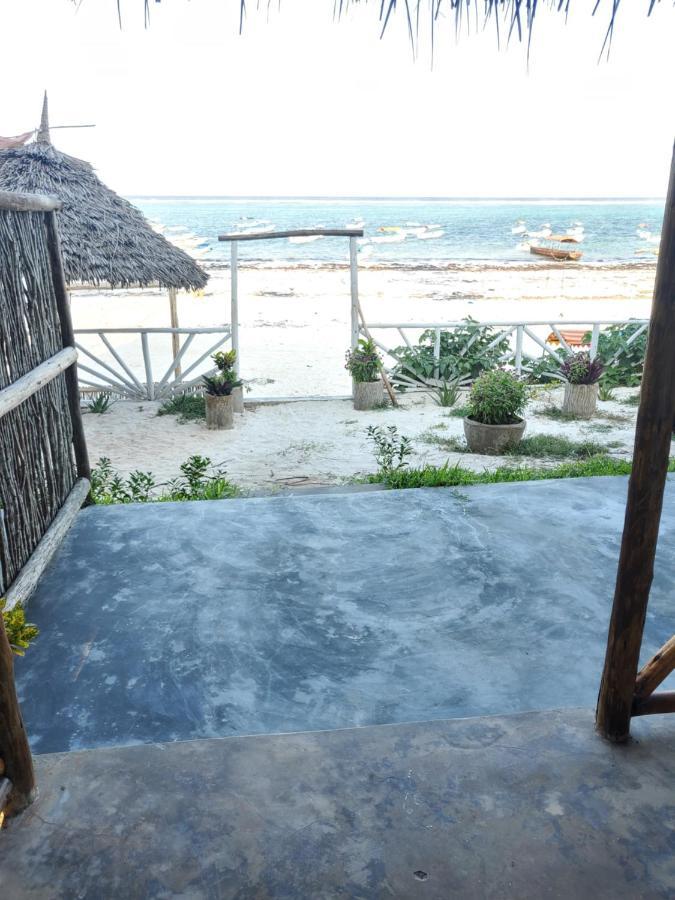 Kapselhotel Kibwana Village