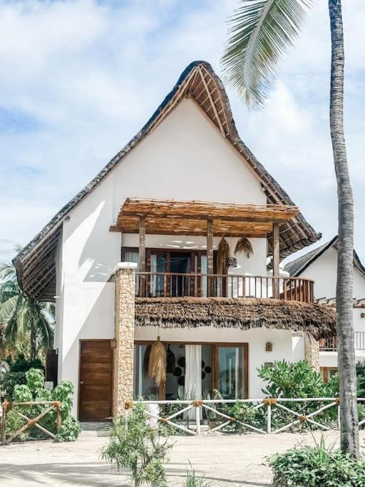 Villa Upendo With Pool, Zanzibar Pingwe