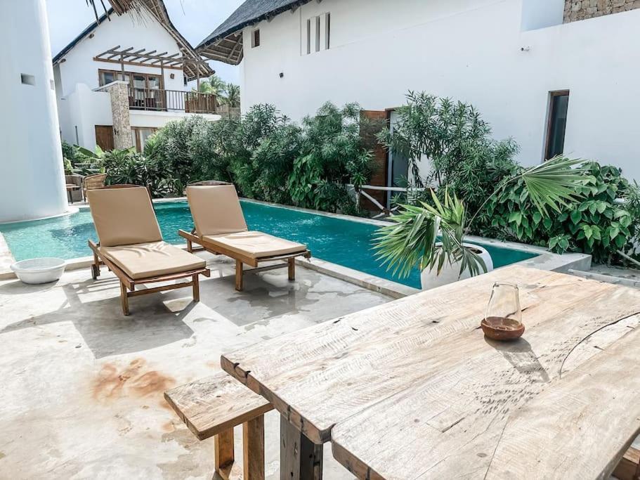 Upendo With Pool, Zanzibar Villa *