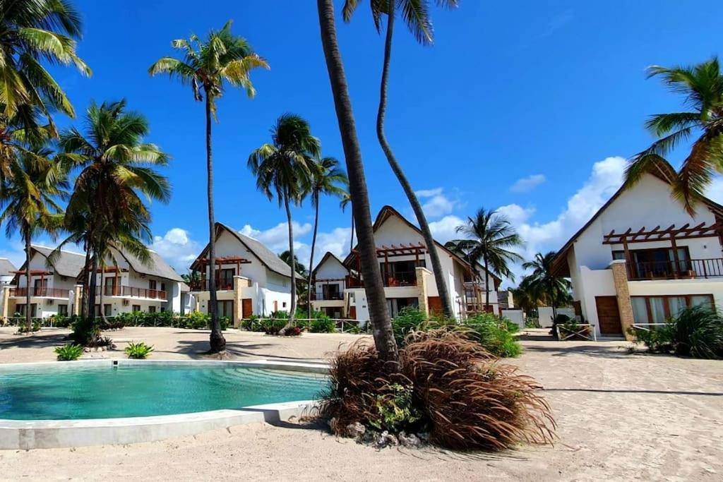 Ocean View With Pool, Zanzibar Villa *