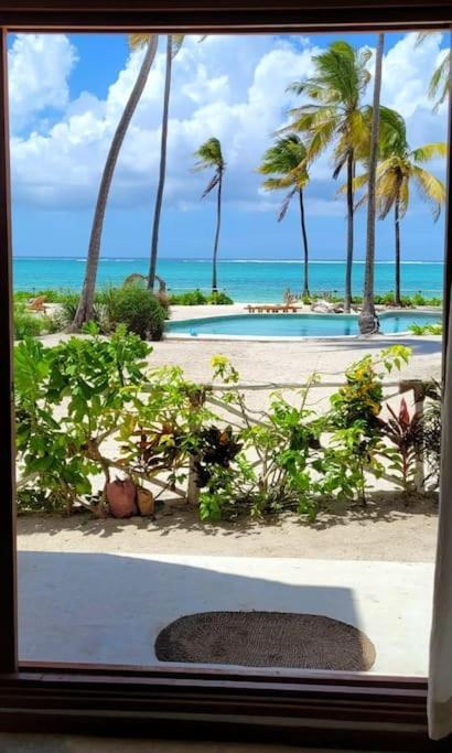 Ocean View With Pool, Zanzibar Villa *